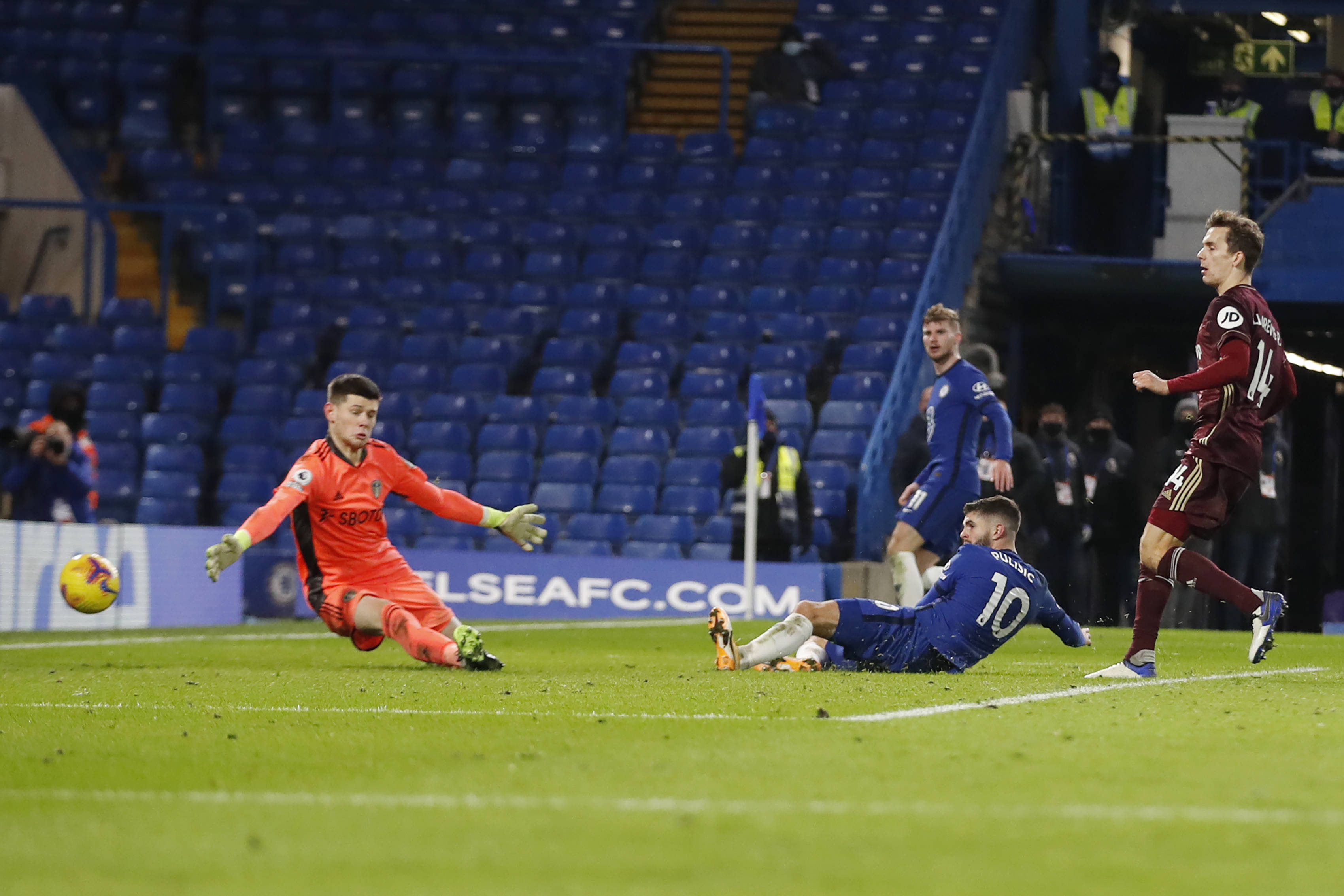 表现堪称 表现堪称