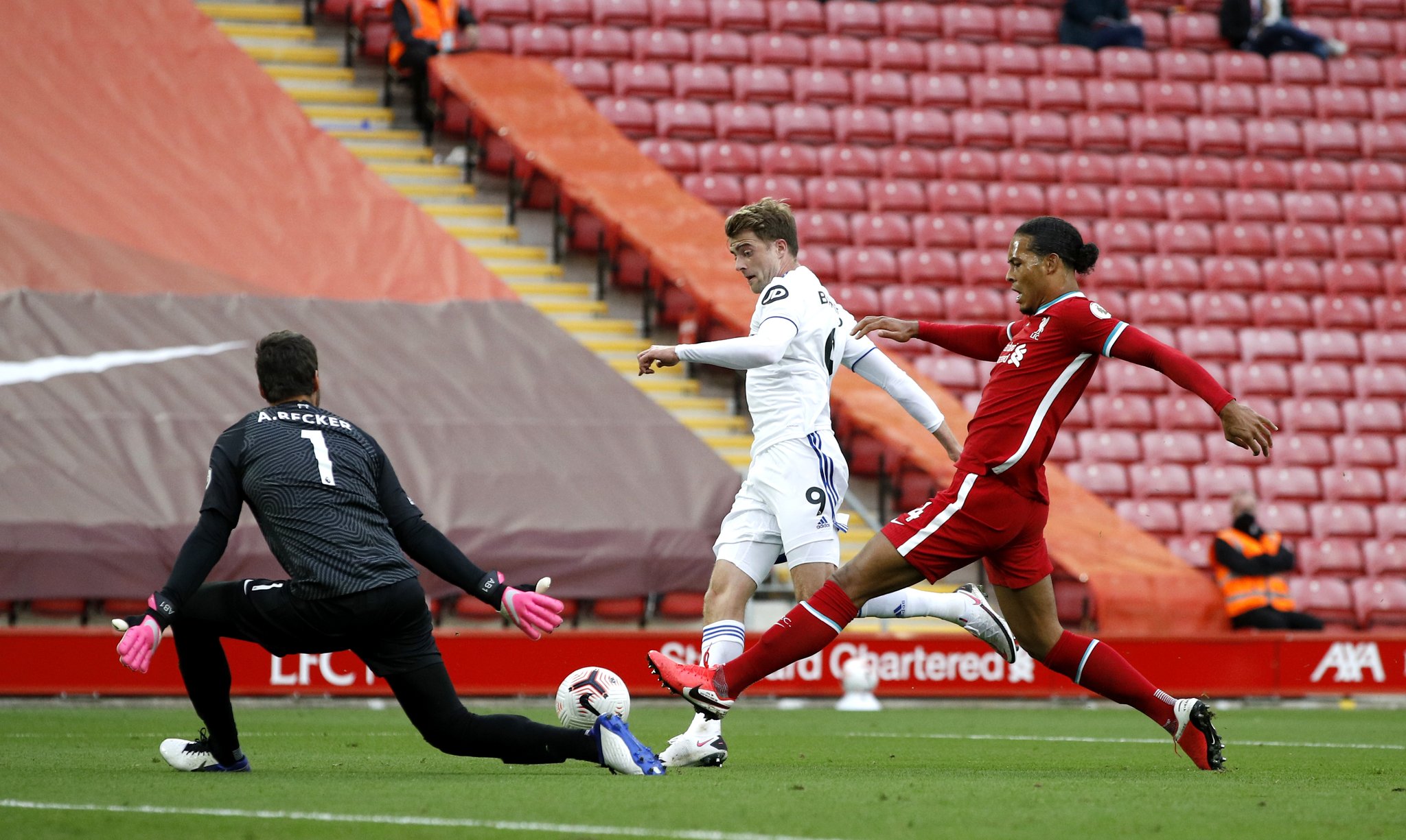 安帅坚持不 安帅坚持不